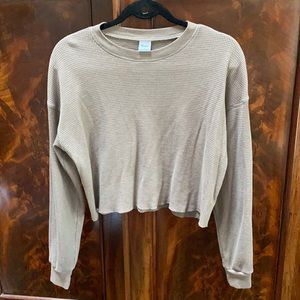 TNA cropped longsleeve